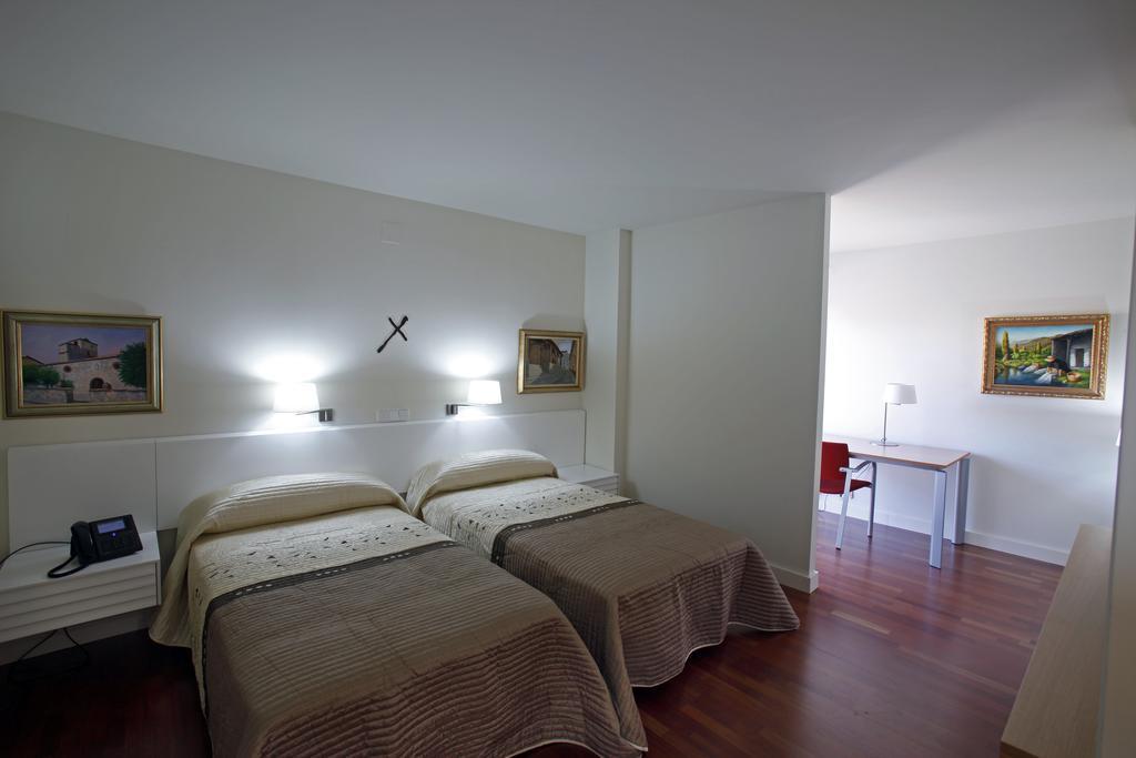 Posada San Juan De La Cruz Фонтиверос Номер фото